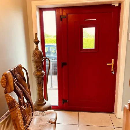 Kerry Home, In The Country-side. Holiday home